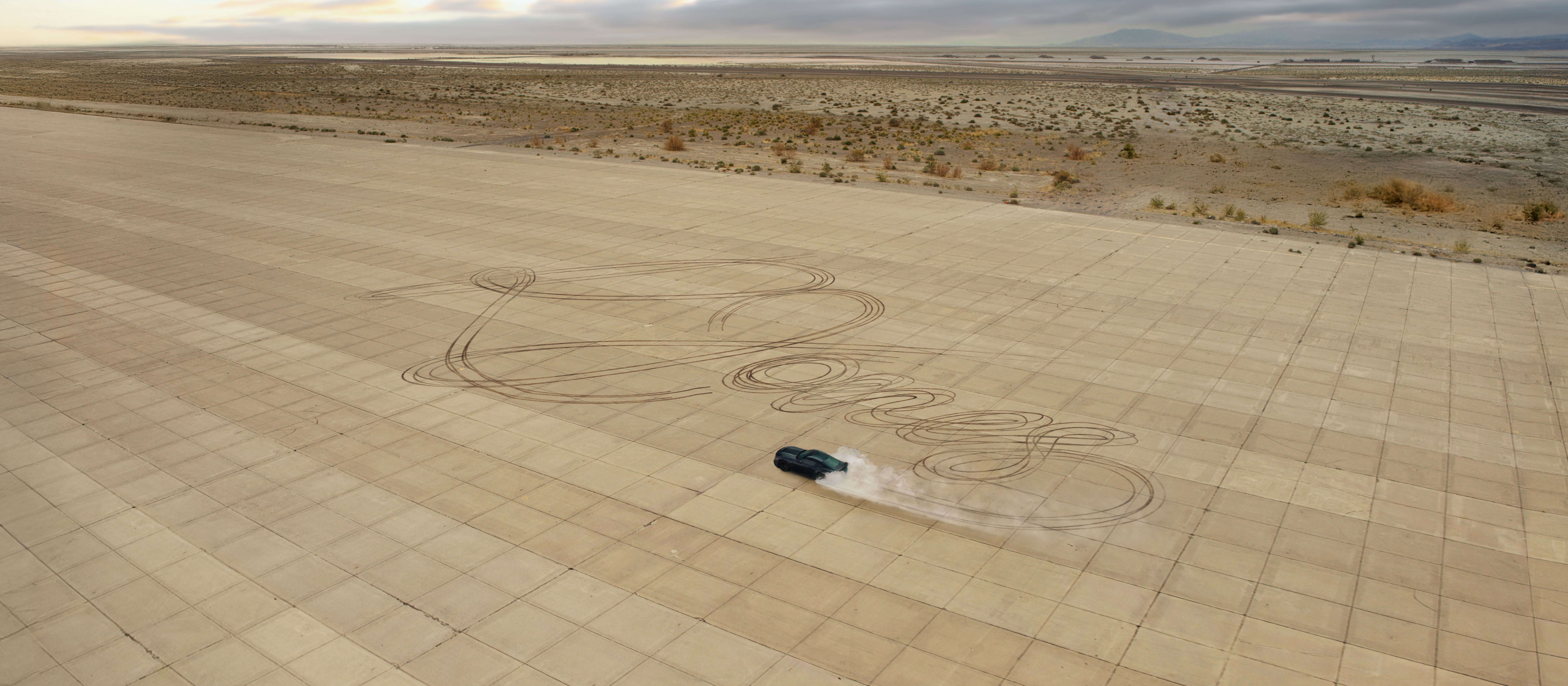 Our Ford Credit team headed out to the Great Salt Lake Desert with two Bronco Raptors, two Mustang Dark Horses, and some extra tires with the goal of using the vehicles to sign on the dotted line. 